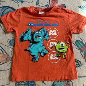 Vintage Monsters INC AOP graphic T-shirt
